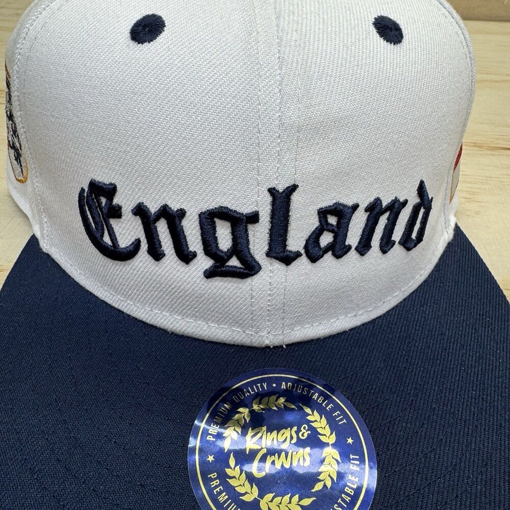 NEW England Rings Crwns Country Pride Three Lions Snapback Cap Hat White Blue - Picture 3 of 11